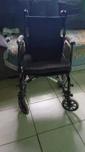 Ótima cadeira comprei p meu pai mais não chegou a usar