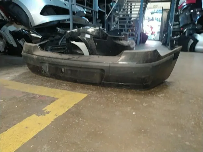 Parachoque Traseiro Clio Sedan 2003 2004 2005