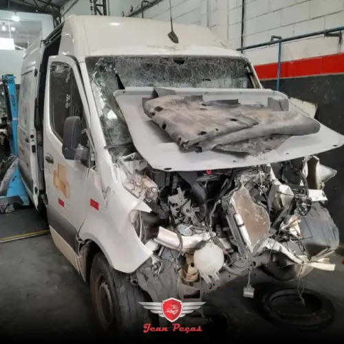 Sprinter, sucata para retirada de peças