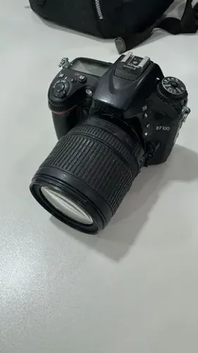 Camera nikon D7.100 