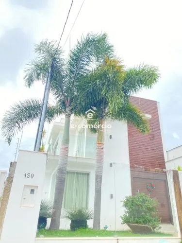 Casa no Bairro Artur Bernardes  a VENDA, próxima ao Batalhão de Lavras