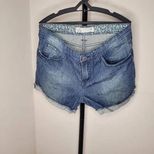 Short Jeans feminino Azul Claro - Tamanho 42