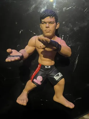 Boneco UFC Lyoto Machida The Dragon