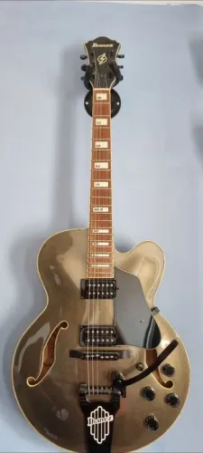 Ibanez Artcore Semi Acustica