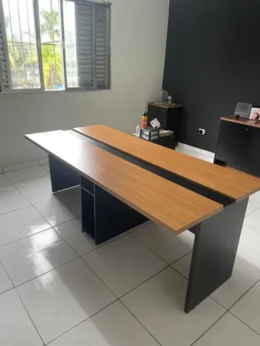 mesa de reunião toda em Mdf 