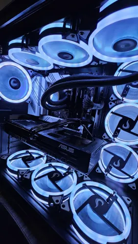 Pc Gamer - I7 14700k, 32GB de ram, ssd m2 1tb, 5060ti 16g