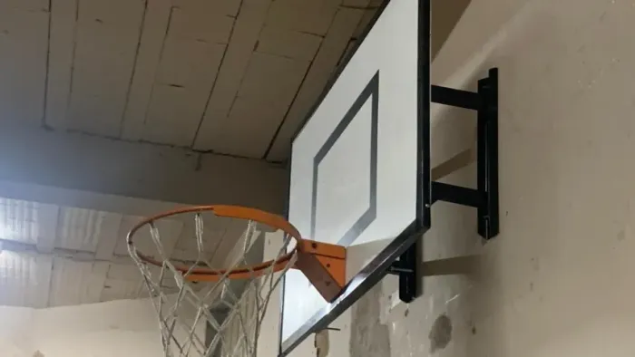 Tabela de basquete 120x80cm, Aro com molas e Suporte para fixação