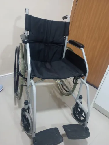 Cadeira de Rodas Dellamed