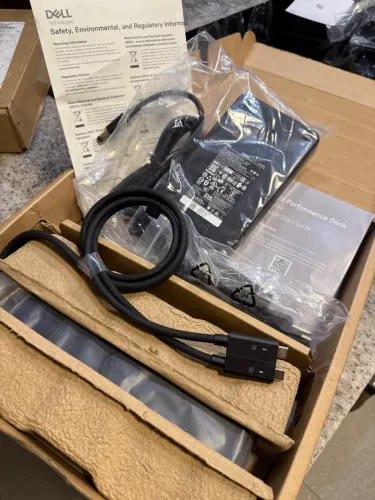 Dell Dock Station WD22TB4 WD19S WD19DCS Novas