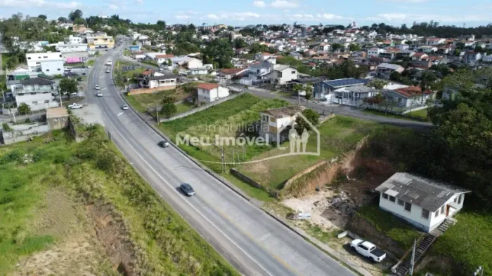 Terreno Comercial próximo ao Centro possibilidade fazer 2 pavilhões frente para 2 ruas