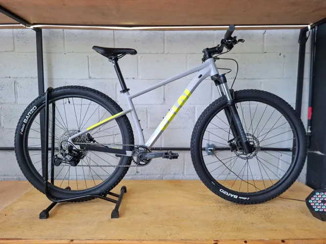 Caloi Explorer Expert SL 2026