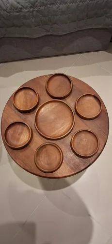 Taboa giratória de Madeira para Decoração e Petiscos