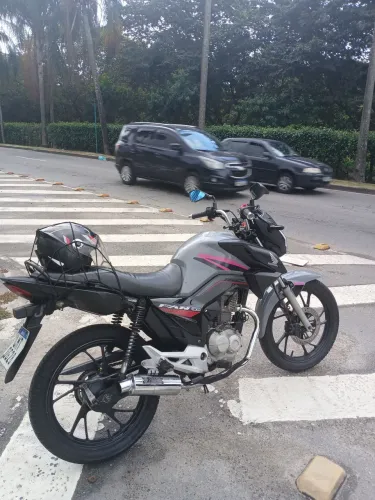 Vendo ou troco por maior cilindrada 