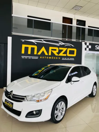 Citroen C4 Lounge Tendance 2.0 Flex 4P Aut. 2014