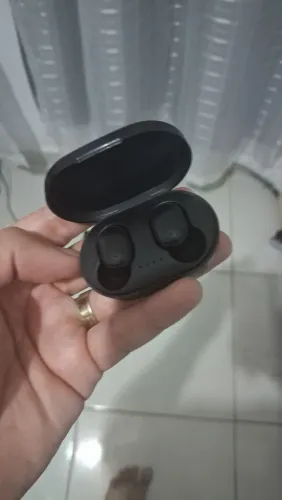 Fone de ouvido TWS (True Wireless)