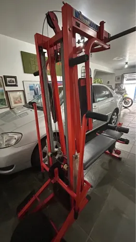 Aparelho de Musculação Athletic