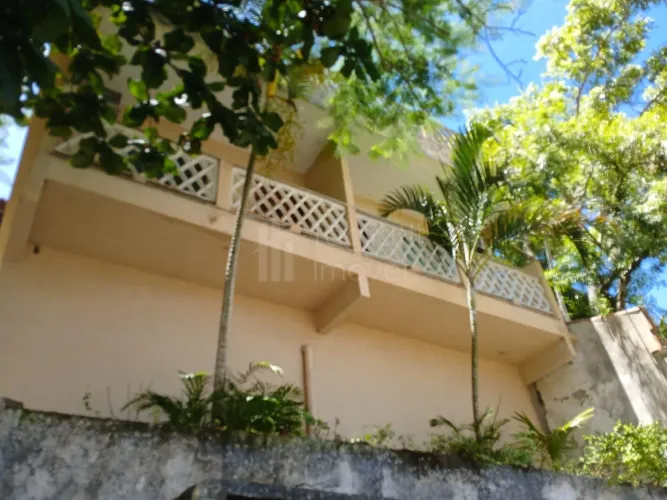 Casa à venda no Condomínio Bosque do Peró  Cabo Frio/RJ