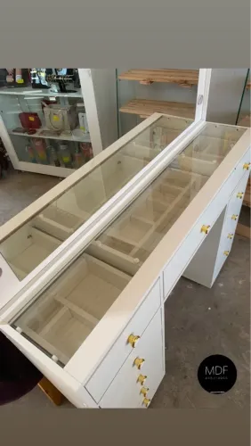 Penteadeira 100% MDF Com 11 gavetas 