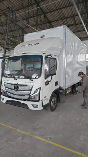 315s carteira B, baú de VUC 4ton