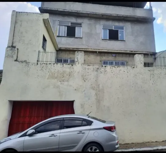 Vendo duas  ótimas casas pelo preço de uma