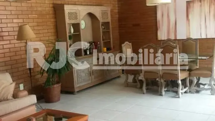 Casa de condomínio para venda com 300 metros quadrados com 5 quartos em Tijuca - Rio de Ja