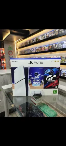 PS5 Slim Nacional Novo 1 TB Mídia Física com 2 jogos 1 ano de garantia 