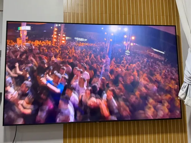 Samsung Samrt Tv Cristal 4K UHD