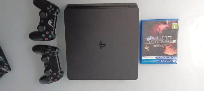 PlayStation 4