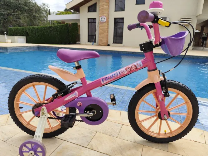 Bicicleta infantil Frozen aro 16 com buzininha