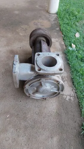 Bomba Centrífuga toda em alumínio e entrada e saída de 3 polegadas