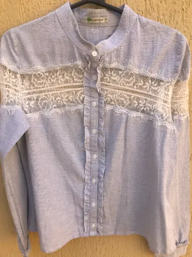 Camisa Branca Com Listinha Azul Costume (Usado)