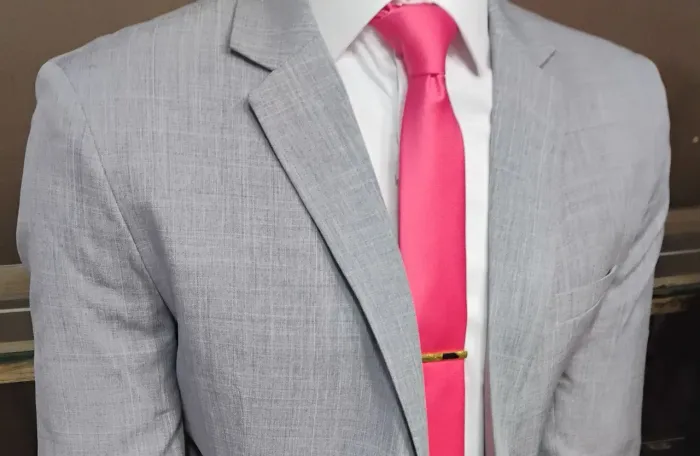 Terno cinza claro mescla do tamanho 46 ao 58 venda especial por 599, em até 3x s/juros