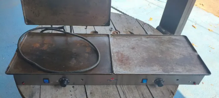 Chapa elétrica com amasado