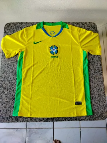 Camisa do Brasil amarela amarelinha