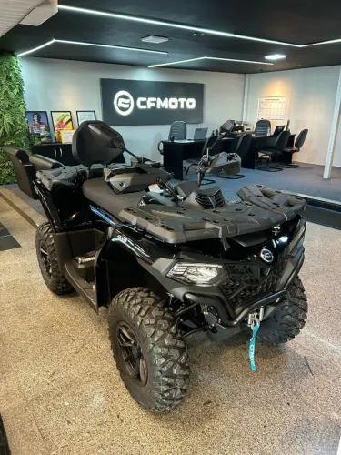 Quadriciclo Cforce 520 2025 24x* - Vermelho e Preto