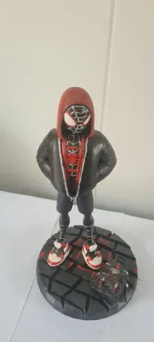 Boneco Miles Morales - Homem Aranha