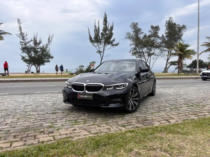 BMW 320I A 2.0 Turbo/activeflex 16V 184cv 4P 2022