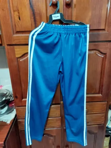 Calça de Moletom Azul com Listras Brancas - Tamanho 16