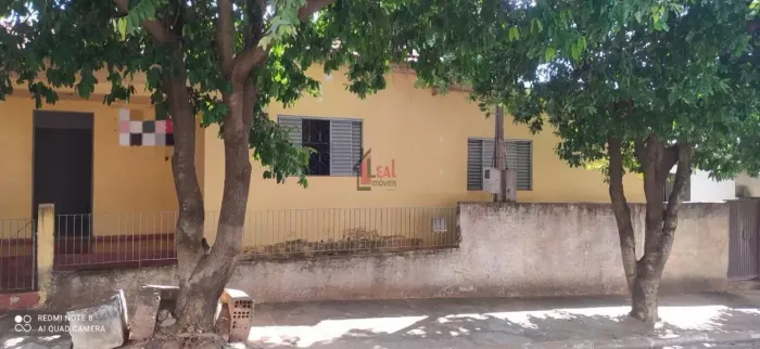 Casa para Venda em Santo Expedito, CENTRO, 3 dormitórios, 1 banheiro, 3 vagas