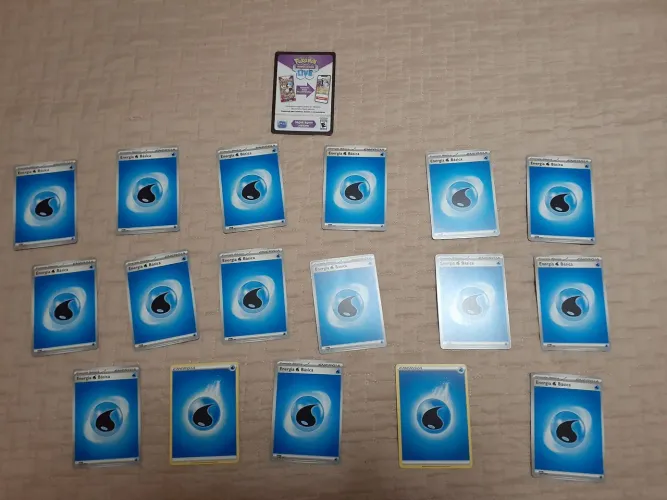 Cartas Pokémon Energia Básica Água 17 cartas + carta para jogar on line 