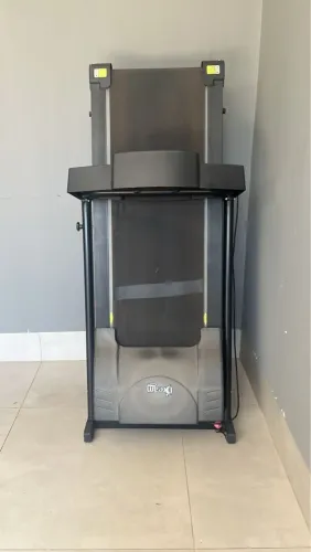 Esteira Energy 2.1 Seminovo Pouco tempo de uso