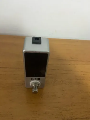 Mini Pedal Afinador Tuner Guitarra Cromático Rowin Lt-910