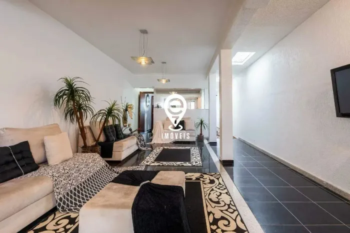Casa á venda no Jardim da Saúde 3 Suítes, Cinema, Espaço Gourmet e Estrutura Completa - Po