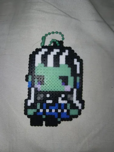 Monster high frankie stein chaveiro em pixel art