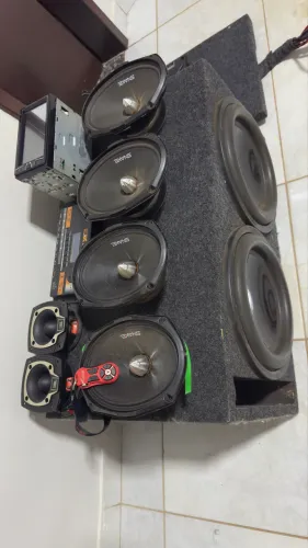 Som automotivo completo