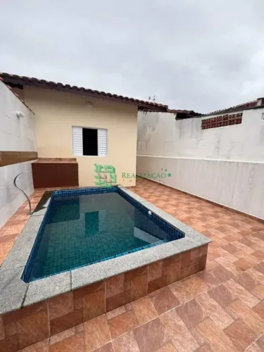 CASA COM PISCINA, MONGAGUÁ -SP