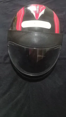 Capacete
