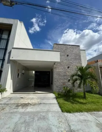 ALUGO EXCELENTE CASA TERREA COM ENERGIA, INTERNET , MOBILIA, SPLIT E AREA DE LAZER PRIVADA