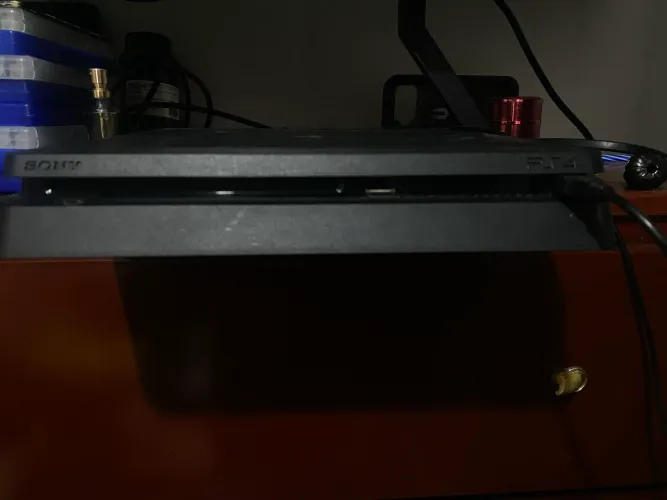 Vendo ps4, 900.00 não baixo o valor