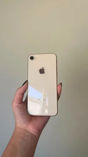 iPhone SE 2020 Rose Gold - Não liga - Para conserto/peças